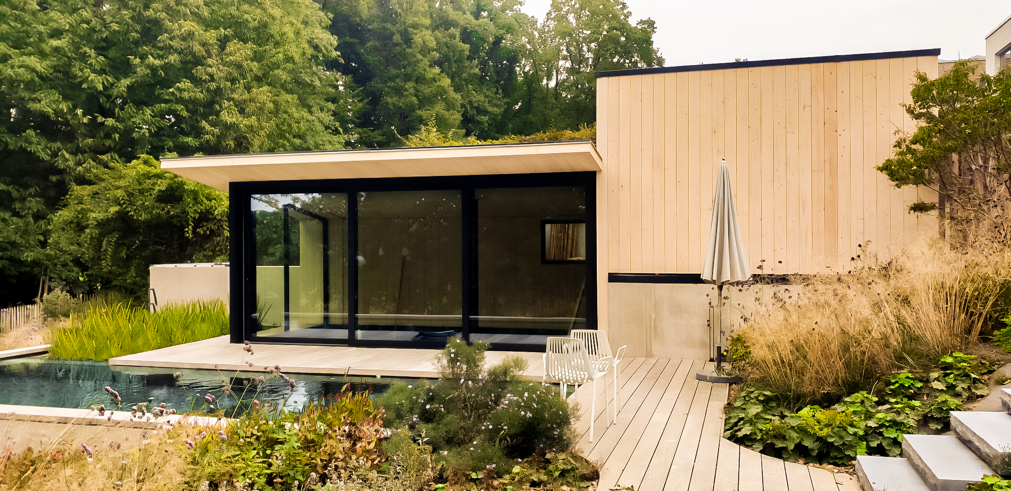 Houten uitbouw woning